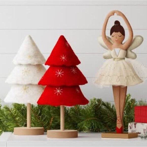 Target 12" Christmas Three Layered Round Felt Tree Decor White - Wondershop™ - Picture 3 of 7